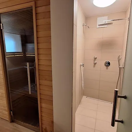 Am Park 18 아파트